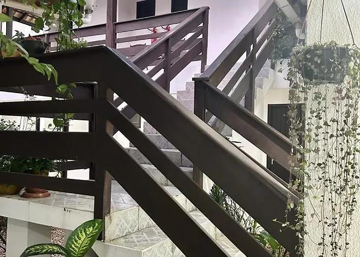 Pousada Aconchego Do Beija Flor Bombinhas